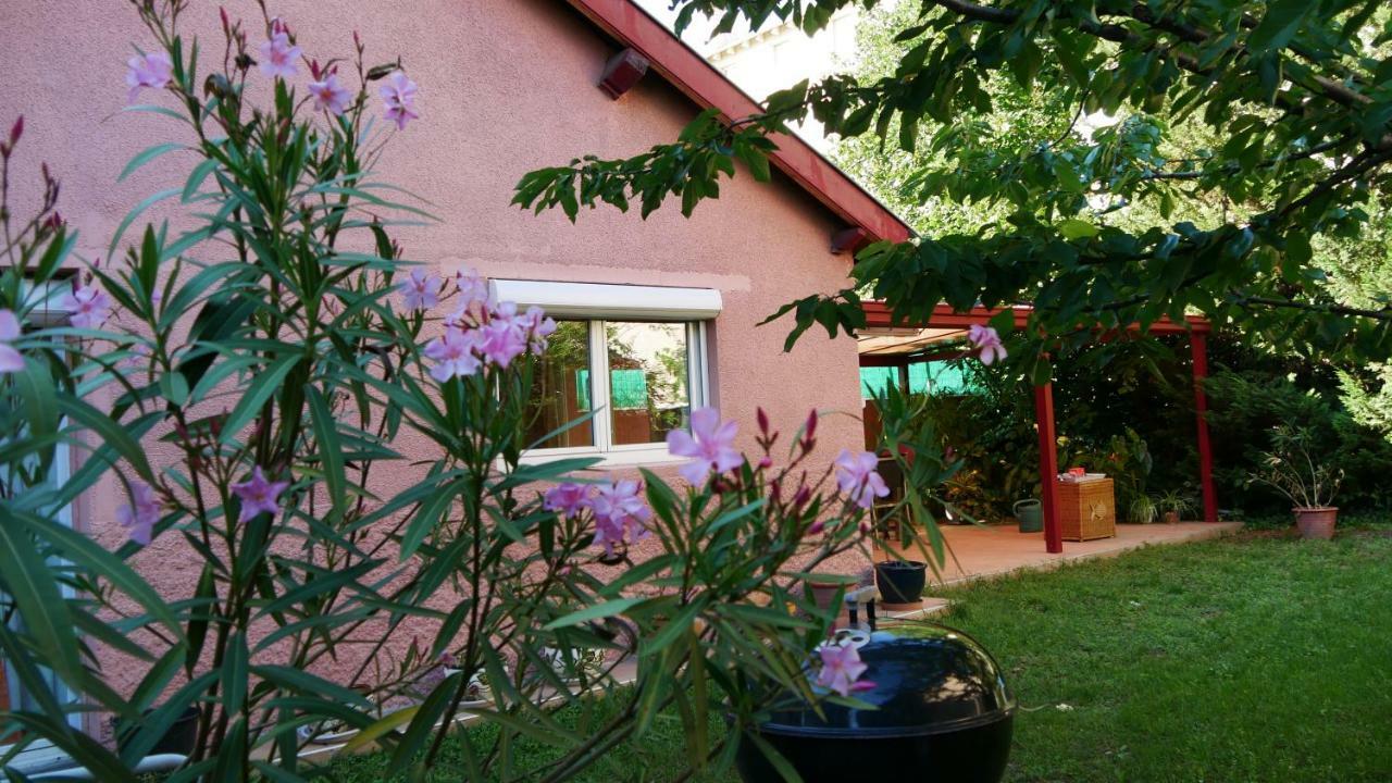 Bed & Breakfast Seignemartin 2*